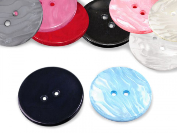 Knoflík perleťový velikost 60"