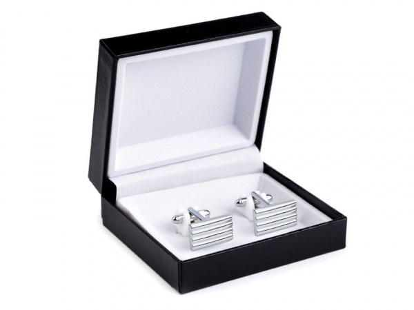 Manžetové knoflíky v krabičce