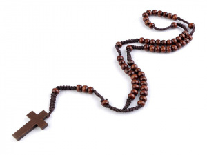 Růženec dřevěný na drhaných šňůrkách