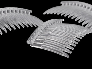 Hřeben plastový do vlasů 45x70 mm