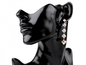 Náušnice s broušenými kameny z nerezové oceli