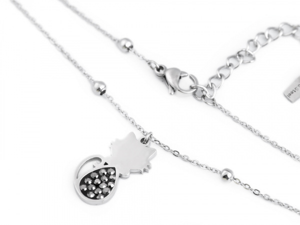 Náhrdelník z nerezové oceli kočka s broušenými kamínky