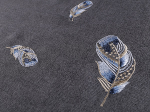 Šála vyšívaná pírka 70x165 cm