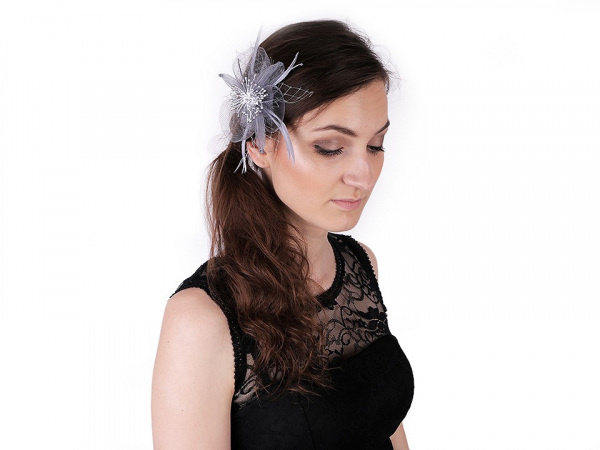 Brož / ozdoba do vlasů květ s peřím