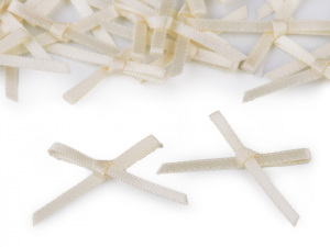 Svatební / prádlové mašličky / kotilion šíře 30-40 mm saténové