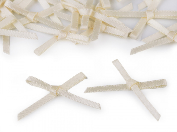 Svatební / prádlové mašličky / kotilion šíře 30-40 mm saténové