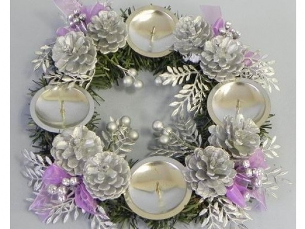 Adventní věnec umělý 23cm fialový