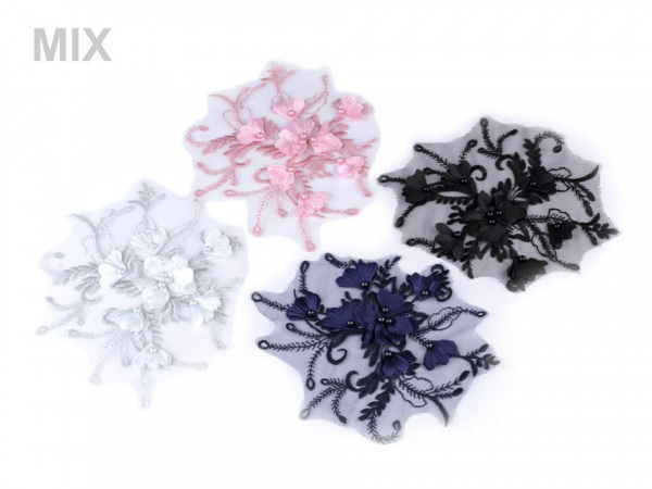 Aplikace / vsadka na monofilu s 3D květy a perlami 17x20 cm