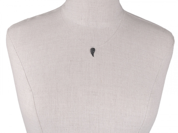 Náhrdelník s přívěskem z nerezové oceli křídlo, srdce