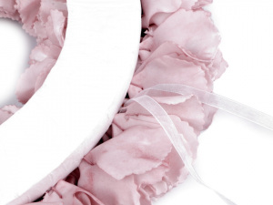 Věnec z moosgummi růže Ø37 cm