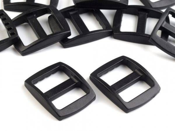 Průvlek šíře 10 mm