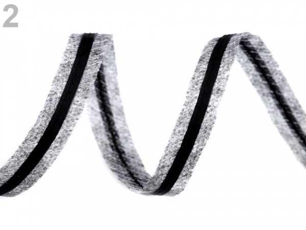 Zažehlovací proužek do švů s tkanicí