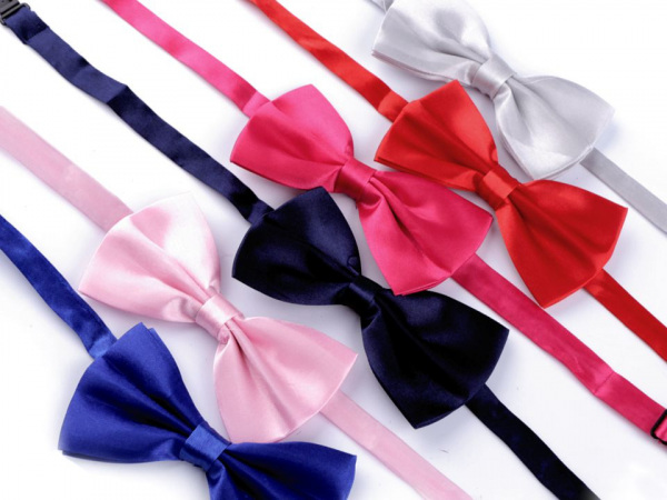 Saténový párty motýlek jednobarevný