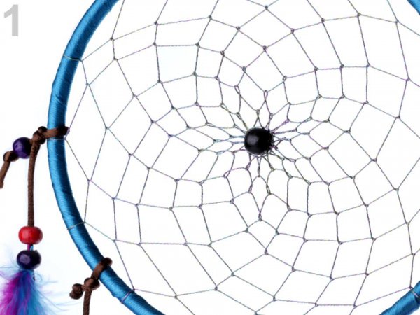 Lapač snů s korálky a peřím