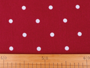 Bavlněná látka puntík velký