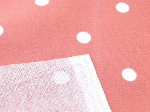 Bavlněná látka puntík velký