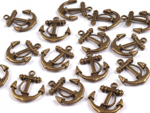 Přívěsek kotva 18x20 mm