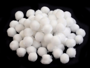 Plyšová bambulka Ø15 mm