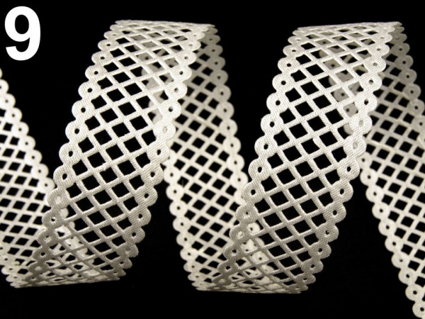 Saténová stuha s výsekem šíře 22 mm