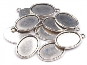 Kovové lůžko 18x25 mm hladké