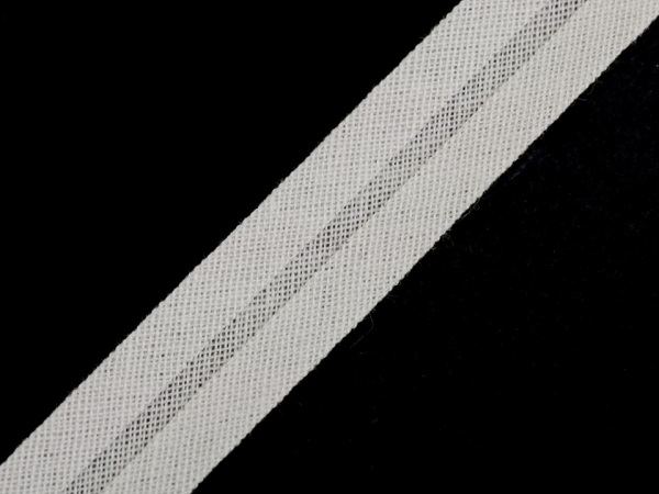 Šikmý proužek bavlněný šíře 14 mm zažehlený