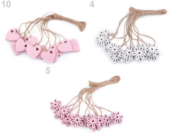 Dřevěné srdce, motýl, květ s provázkem