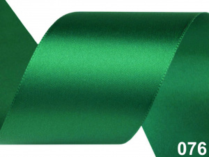 Atlasová stuha svazky po 5 m šíře 40 mm