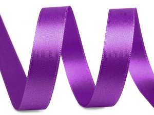 Atlasová stuha oboulící šíře 15 mm