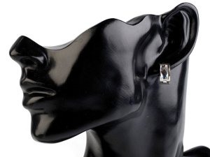 Náušnice s broušeným kamenem z nerezové oceli