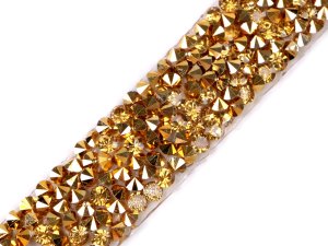 Prýmek s kamínky šíře 15 mm nažehlovací