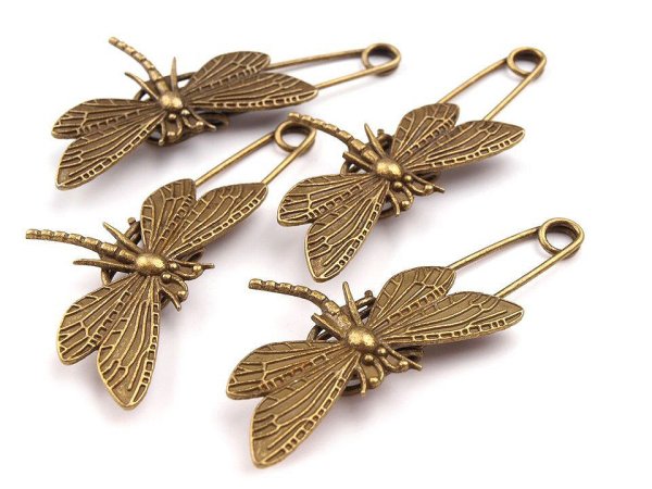 Brož vážka 30x70 mm na spínacím špendlíku