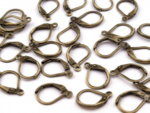 Náušnicové zapínání 13 mm uzavřené