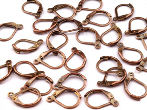 Náušnicové zapínání 13 mm uzavřené