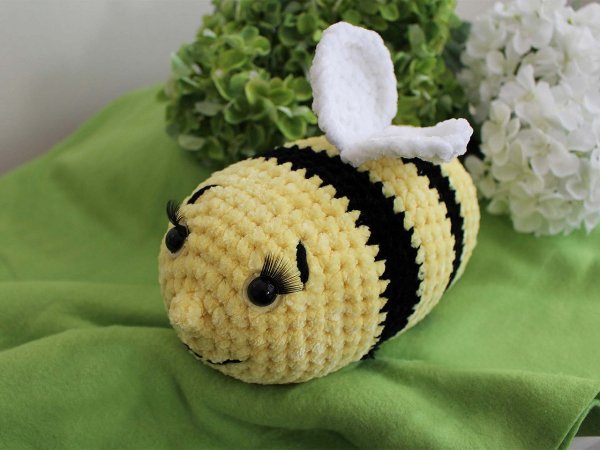 Oči s pojistkou Ø12 mm