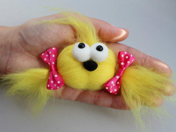 Čumák sametový s pojistkou 10x12 mm